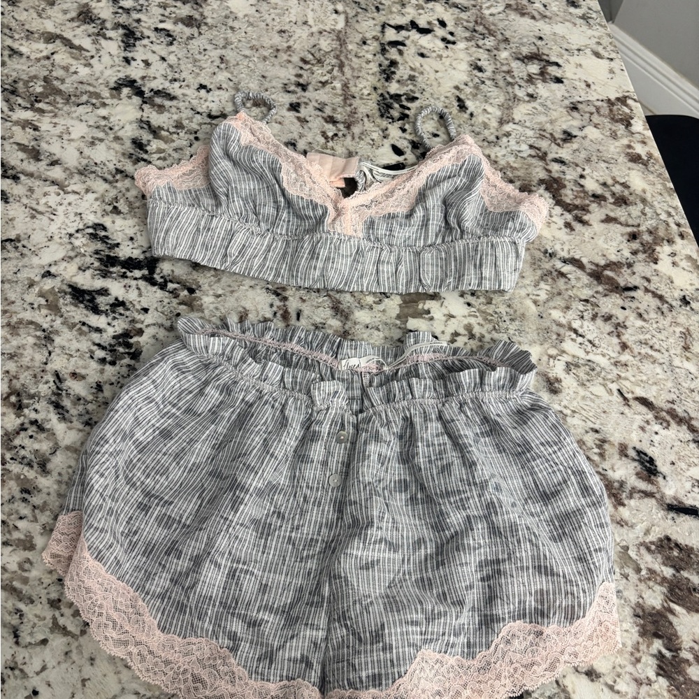 Anthropologie Gray and Pink Lace Trim set